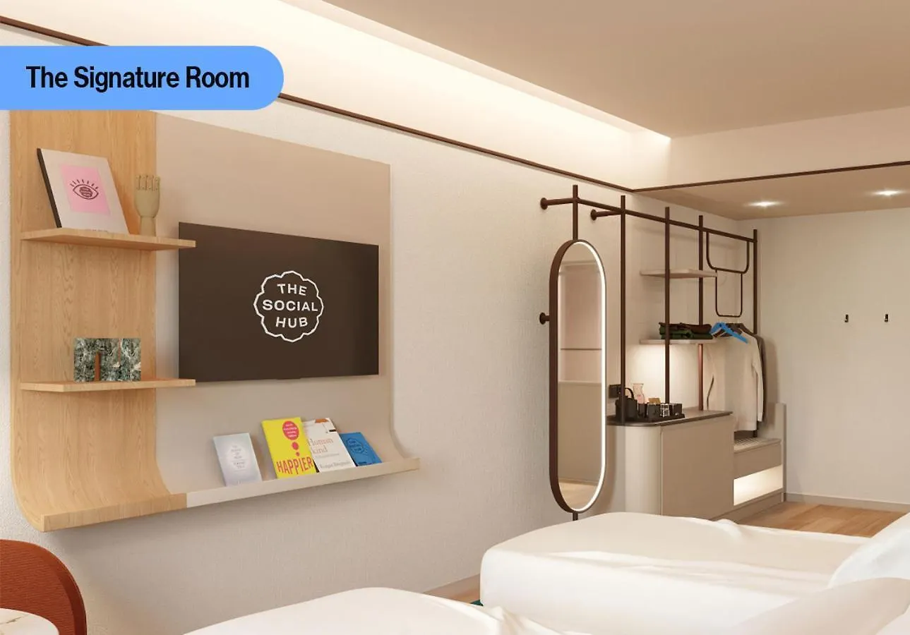 The Social Hub Barcelona Poblenou Hotel 0*,
